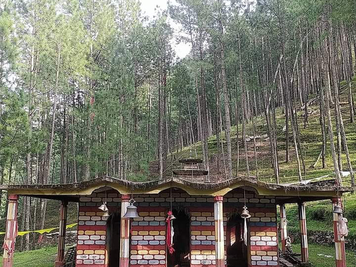 बैतडीको प्रसिद्ध अनिरुद्र मन्दिरको जात्रा आज 